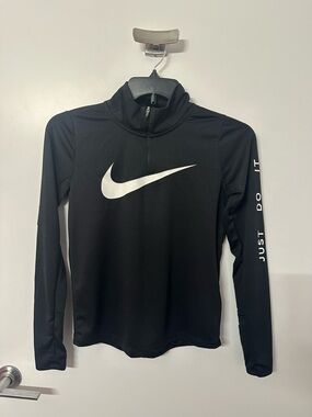 $50!! Nike Women’s Long Sleeve Half Zip JUST DO IT Black Size S. FREE SHIPPING!!